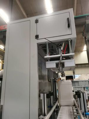 Multi Layer Automatic Extrusion Blow Moulder For Beverage Bottles Production