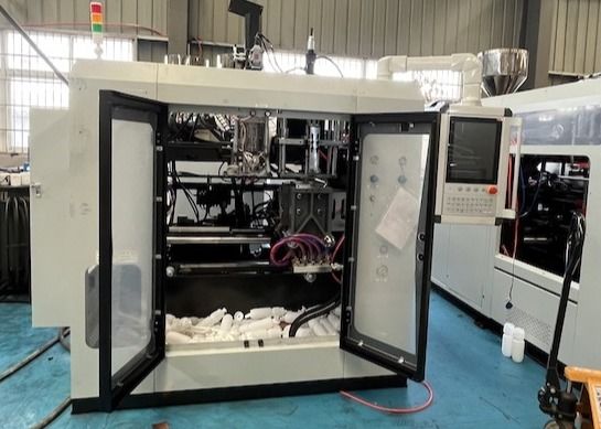 2L MP-55D Plastic Extrusion Blow Moulding Machine For PE  PP  PVC  PA