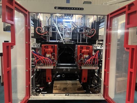 Plasticizing HDPE Choose Extrusion Molding Machine With 90KN Mould Clamping Force